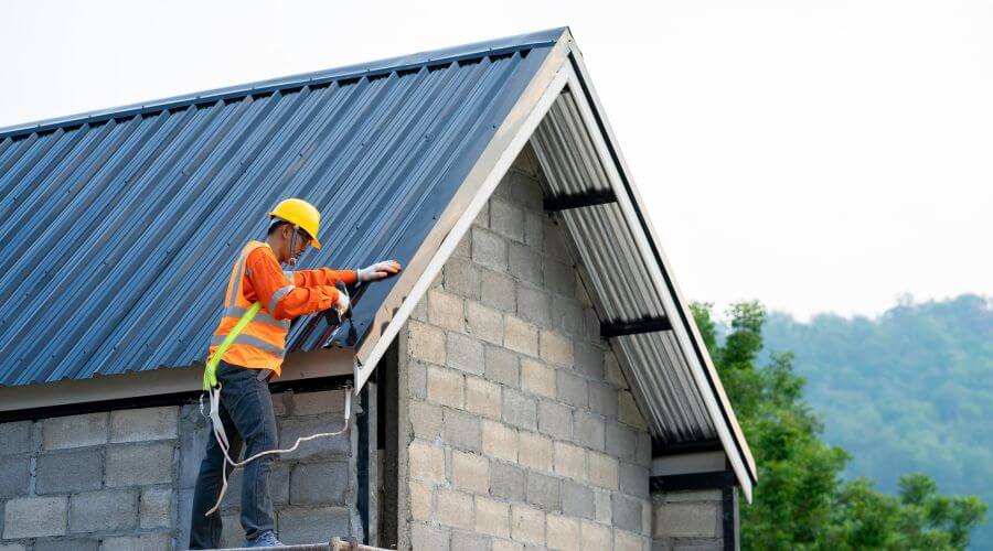 Expert Emergency Roof Repairs services in Springtown, TX